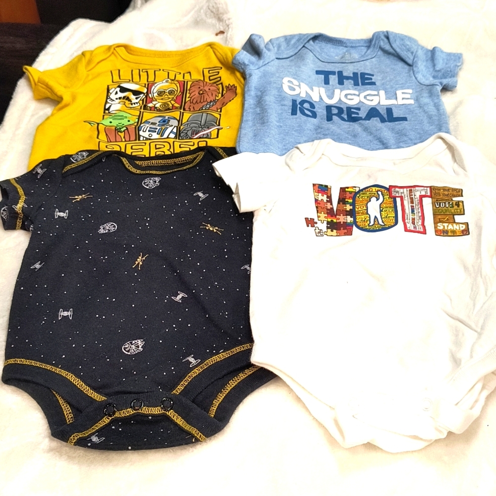 Bundle of 4 onesies, baby boy Star Wars 0-3 months, "Vote", and graphic, EUC